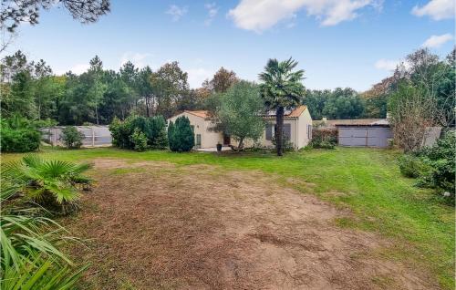 Awesome Home In Dolus-dolron With Wifi, Private Swimming Pool And 4 Bedrooms