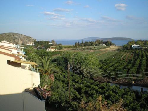 Christina Apartments - Αγ. Αδριανός