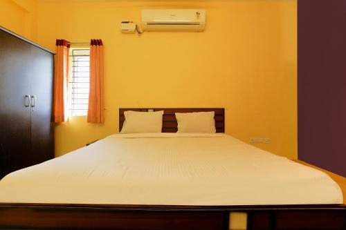 FabHotel Green Tree Residency
