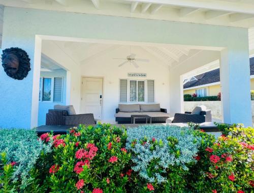 Létesítmények, Isle Be Back Villa in Plantation Village