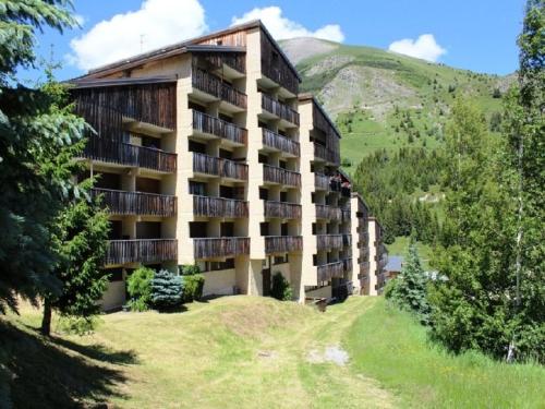 Appartement Auris, 1 pièce, 4 personnes - FR-1-297-16