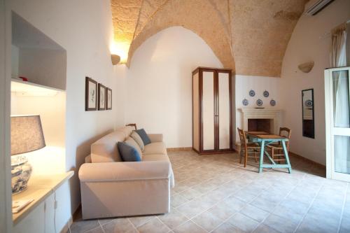  Casa Corte Giosuè Carducci, Pension in Specchia