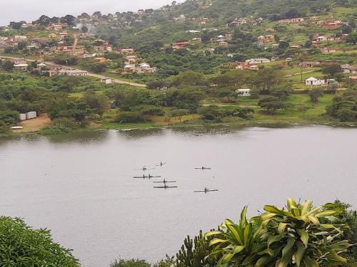 ทัศนียภาพ, Ezweni Lodge in อัมห์ลังการ็อค