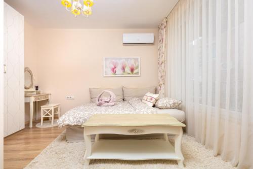 Bright & Cozy 1BD Flat with a Terrace and Parking by Flat Mаnager in Plovdiv Western District