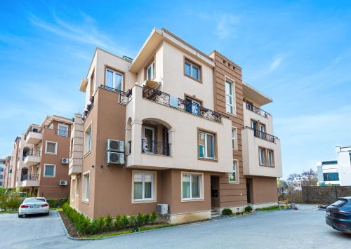 المنظر الخارجي, Bright & Cozy 1BD Flat with a Terrace and Parking by Flat Mаnager in Plovdiv Western District