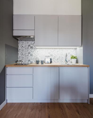 Okecie Airport Studio Bakalarska 2 P&O Serviced Apartments - image 9