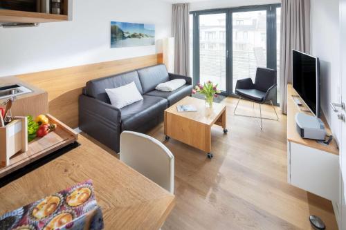 Apartment with Balcony image 10