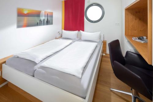 Penthouse Apartment image 10