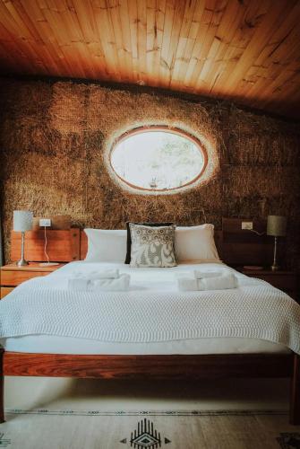 Three Little Pigs Escape - MAIN HOUSE - OFF GRID