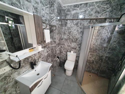 Omega Luxx Hotel - image 4