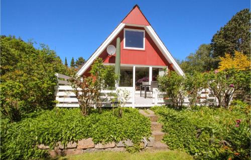  3 Bedroom Cozy Home In Samsø in Nordby