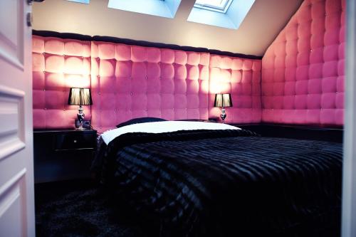 1 double bed, 1 sofa bed