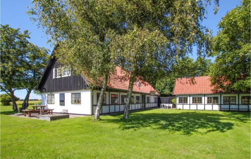  Nice Home In Samsø With Kitchen in 8305 Onsbjerg