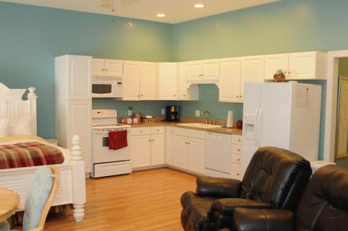 Acorn Hill Lodge Spa And Salon – Lynchburg, VA