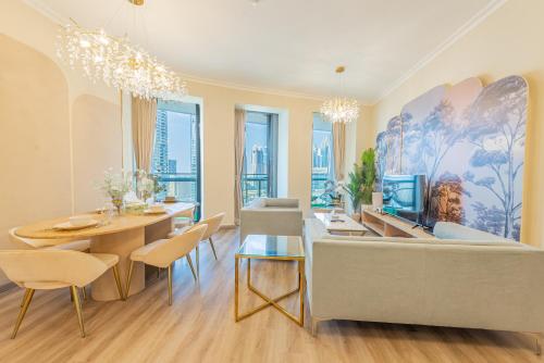 Luxury 2BR Sea & Skyline Views Near Metro & Burj Khalifa, Дубай (фото 3)