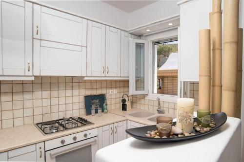 7Days-Suite & SeaView in Agkidia