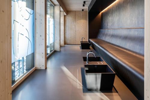 Romantik Hotel Schweizerhof - image 2