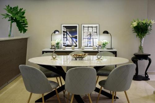 Facilities, SuMa Recoleta near La Recoleta Cemetery