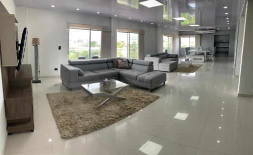 Turismo Comanza Apartamentos