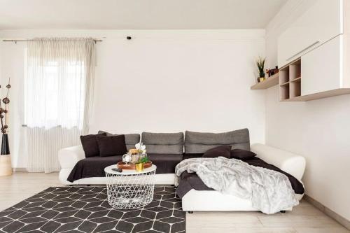  Lussuosa Villa nel Monferrato-Netflix & Wifi-Residenza il Moro in Pecetto di Valenza