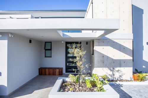 Superior Apartment image 4