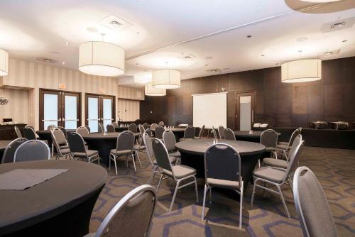 Meeting room / ballrooms, Sandman Signature Prince George Hotel in Prince George (BC)