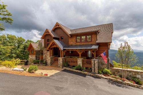 Majestic View Hideaway at Eagles Nest in Banner Elk, USA