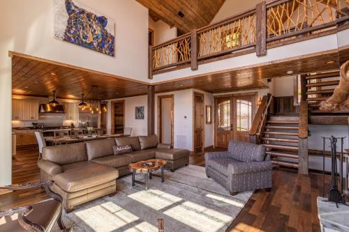 Majestic View Hideaway at Eagles Nest in Banner Elk, USA
