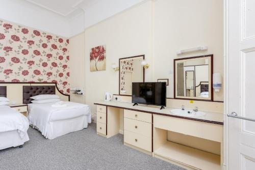 Devonshire Hotel - image 5