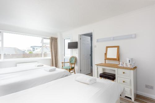 Barrowfield Hotel - image 11