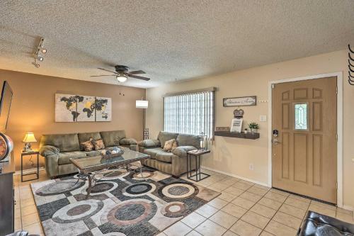 Poolside Oasis in Glendale with Desert Surroundings!, Glendale (photo 5)