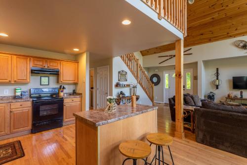 4 Bears Lodge in Banner Elk, USA