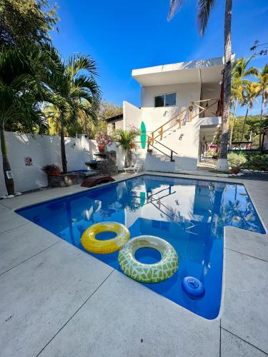 The Beach Break Hotel El Zonte in El Zonte