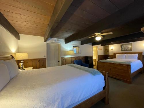 Hideaway Mountain Lodge - image 10