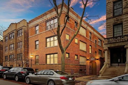 Perfect Stay - Modern 2BR Unit - Barry GB - image 3