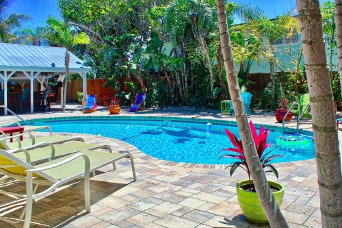 Coconut Grove Beach Resort Suite 1