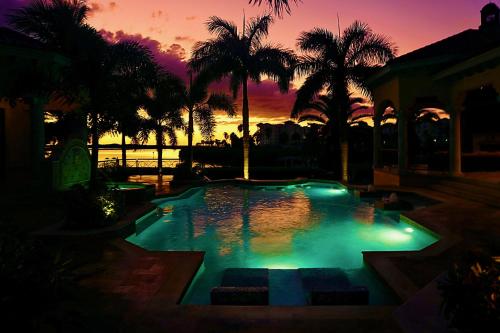 Tierra Verde St Petersburg Waterfront Mansion Estate 5BdRm in Tierra Verde, USA