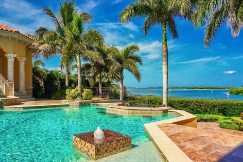 Tierra Verde St Petersburg Waterfront Mansion Estate 5BdRm in Tierra Verde, USA