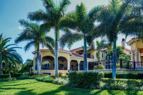 Tierra Verde St Petersburg Waterfront Mansion Estate 5BdRm in Tierra Verde (FL)