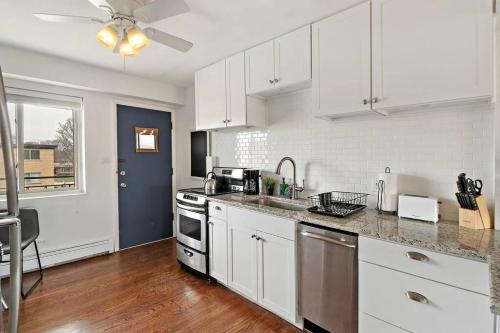 Picturesque 1BR Apartment in Arlington Heights - Salem 8C in 伊利諾依州阿靈頓海茨(IL)