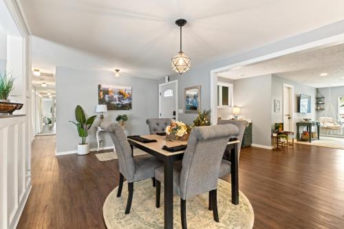 Létesítmények, Sunset Ave Lux! 4BR Large Home in Downtown Boise near Veterán Emlékpark