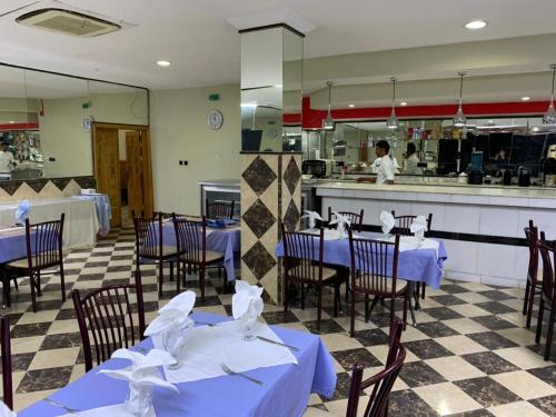 ผับ/เลาจน์, Hôtel Hayatt near สนามบินนานาชาตินวกชอต-อูมตุนซี