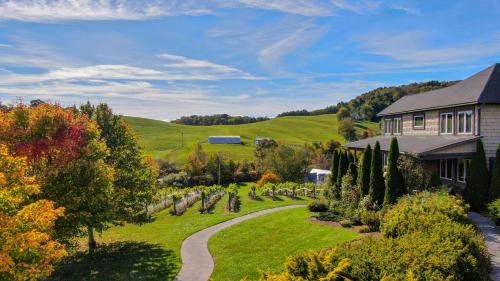 Banner Elk Winery Villa secondary