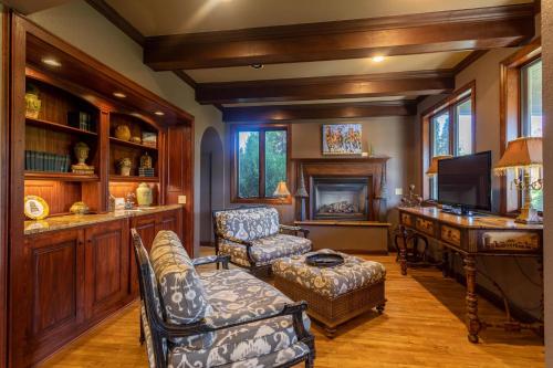 Banner Elk Winery Villa thumb 4
