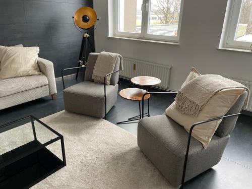 TruRetreats Design Loft für 8 Personen I Riesige Küche I eCharger I 65z SmartTV I 150qm, Hamburg (photo 2)