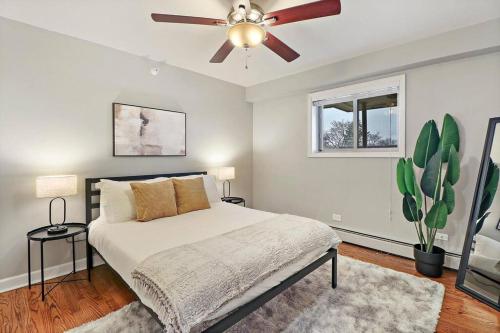 Tranquil 1BR Apartment in Arlington Heights - Salem 3C in 阿靈頓海茨