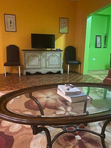 Great Surbiton Apartment near New Kingston