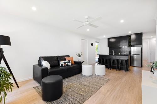 Maroochy River 3 BR unit, central yet peaceful