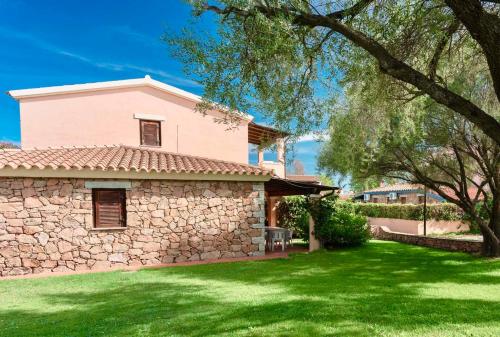 Apartment in San Teodoro 43452