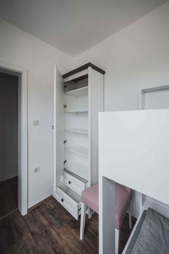 Apartment 3
